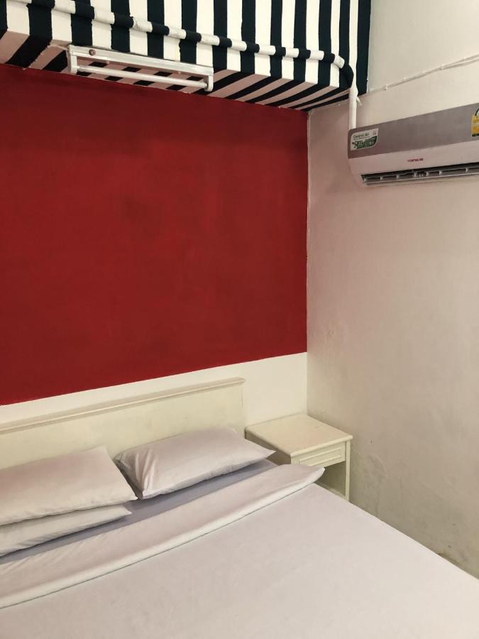 พาราไดซ์ เฮาส์ Aparthotel กรุงเทพมหานคร ภายนอก รูปภาพ